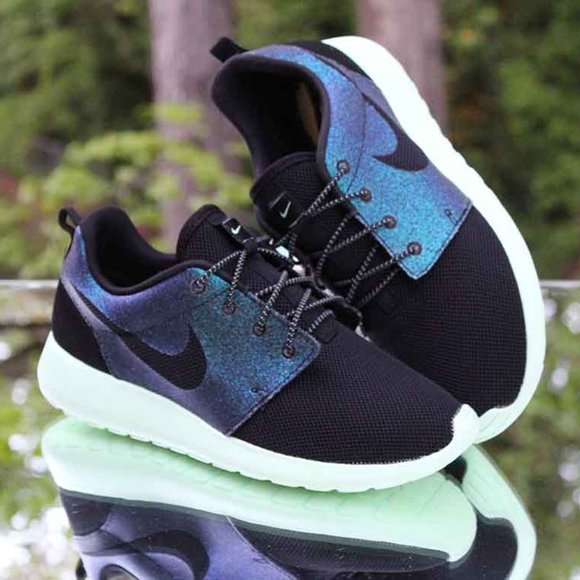 Nike Roshe One WWC QS Women’s Size 8 Teal Black Vapor 808708-303 - Picture 3 of 12